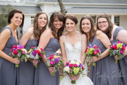 The-Thompson-House-and-Gardens-Wedding-in-Bogart-and-Athens-Georgia-by-Courtney-Goldman-Photography-06-bride-and-bridesmaids